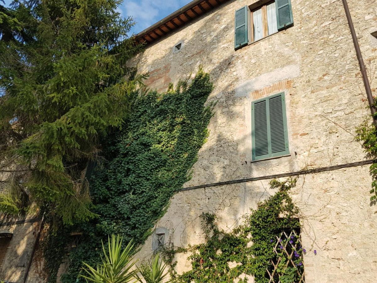 La Dimora Nel Castello Villa Collevalenza Buitenkant foto